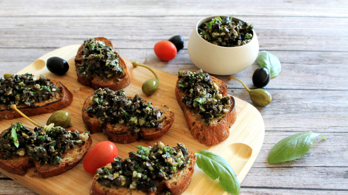 Tapenade bruschetta recipe