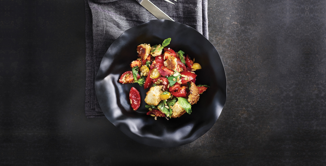 Tomato and bread salad with basil