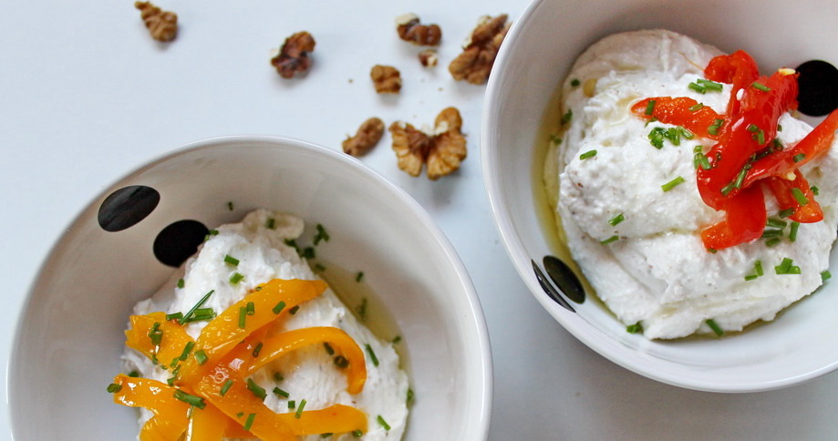 Goat cheese cream with walnut oil