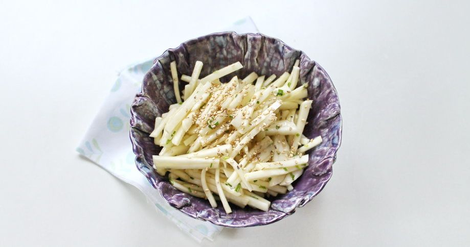 White summer radish salad with beer vinegar vinaigrette