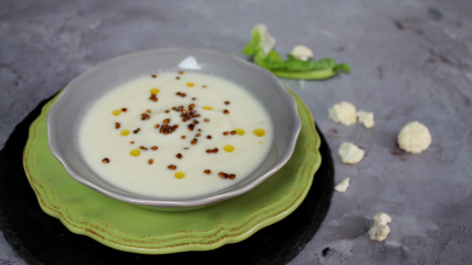Cauliflower cream soup with roasted buckwheat recipe