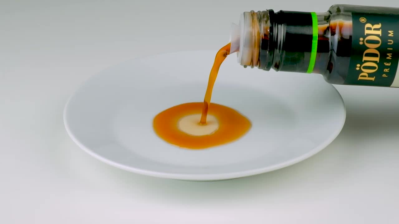 Blackcurrant vinegar