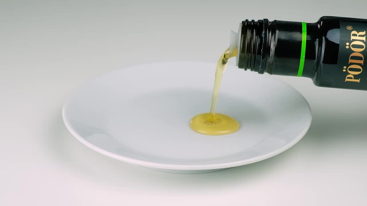 Organic sesame oil, cold-pressed